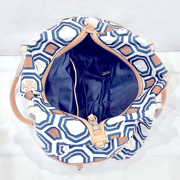 Tory Burch Nylon Duffle in Octagon Square - Picture 6 of 7